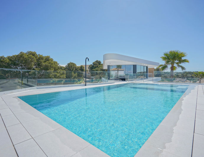 Image No.2-4 Bed Villa for sale