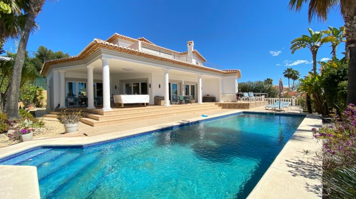 Image No.1-4 Bed Villa for sale