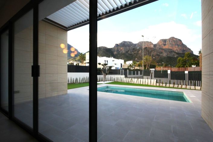 Image No.18-3 Bed Villa for sale