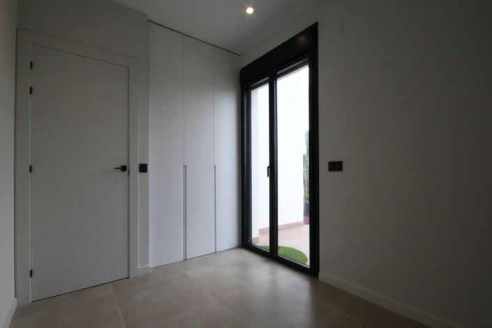 Image No.21-3 Bed Villa for sale