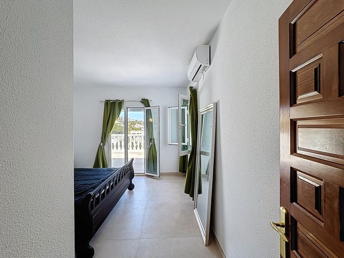 Image No.19-4 Bed Villa for sale