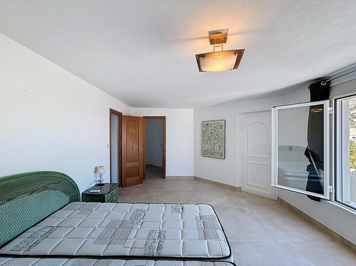 Image No.43-4 Bed Villa for sale