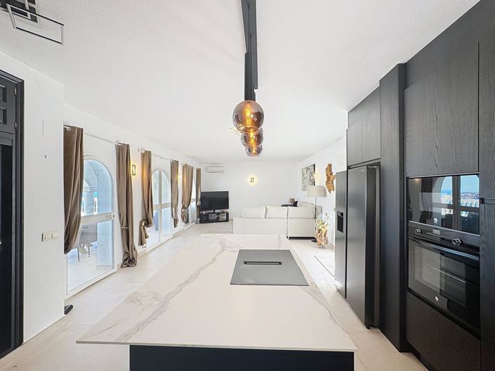 Image No.6-4 Bed Villa for sale