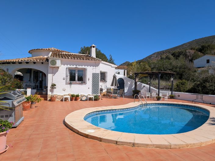 Image No.1-2 Bed Villa for sale