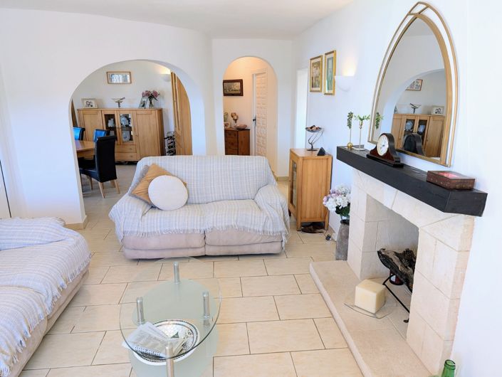 Image No.6-2 Bed Villa for sale