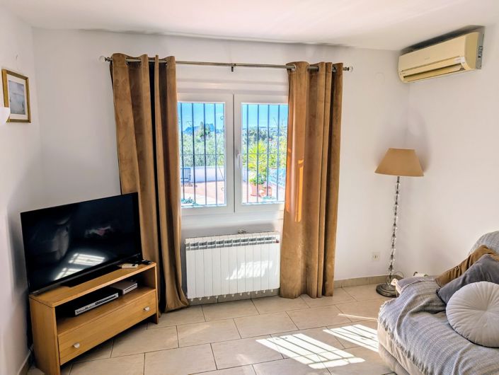 Image No.9-2 Bed Villa for sale