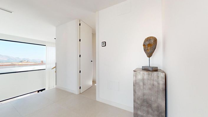 Image No.19-3 Bed Villa for sale