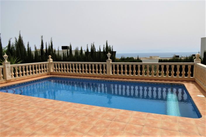 Image No.4-3 Bed Villa for sale