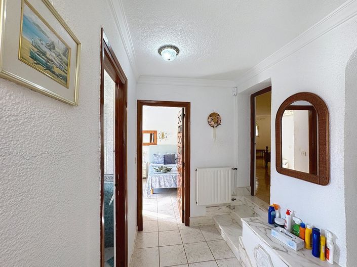 Image No.28-3 Bed Villa for sale