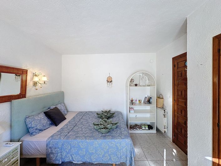 Image No.33-3 Bed Villa for sale