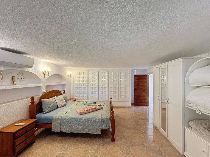 Image No.36-3 Bed Villa for sale