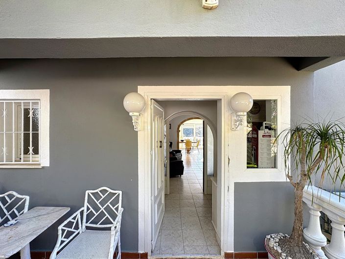 Image No.4-3 Bed Villa for sale