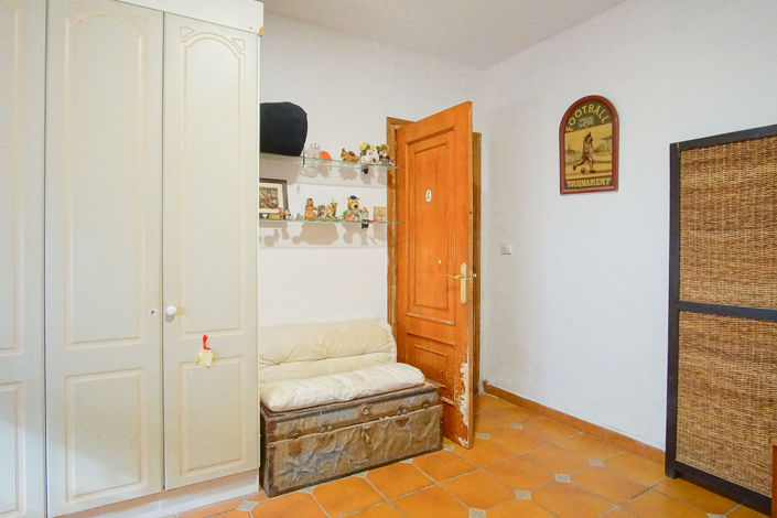 Image No.33-6 Bed Villa for sale