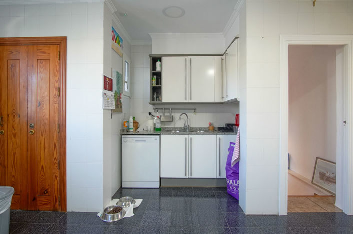 Image No.26-6 Bed Villa for sale