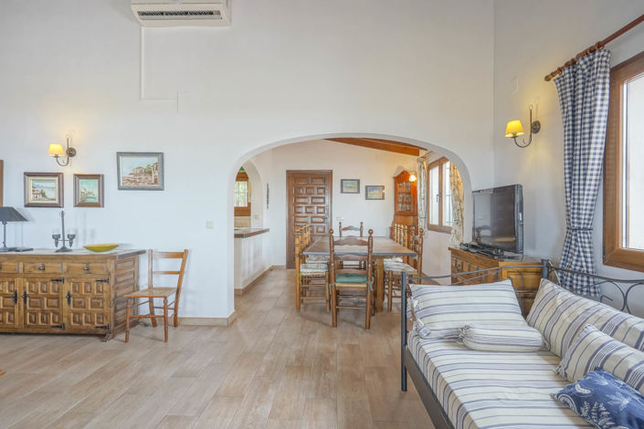 Image No.16-5 Bed Villa for sale