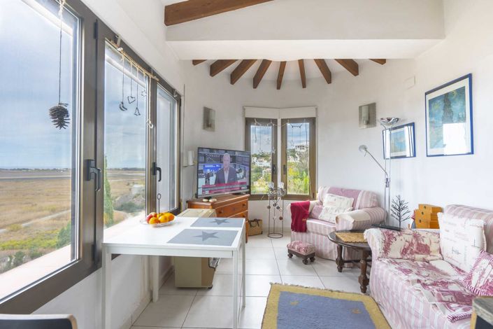 Image No.33-5 Bed Villa for sale