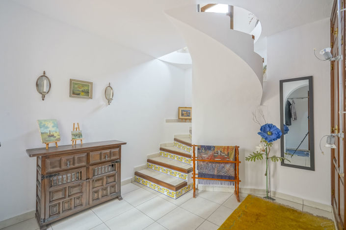 Image No.34-5 Bed Villa for sale