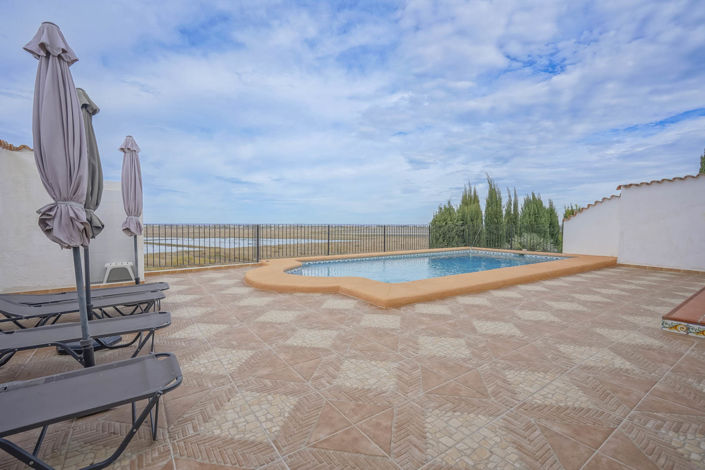 Image No.5-5 Bed Villa for sale