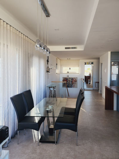 Image No.18-4 Bed Villa for sale