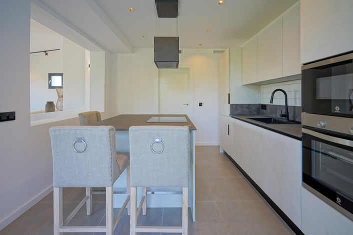 Image No.6-3 Bed Villa for sale