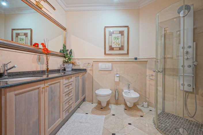 Image No.24-5 Bed Villa for sale