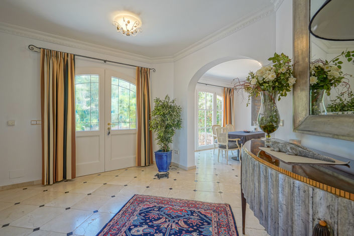 Image No.25-5 Bed Villa for sale