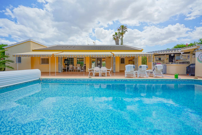 Image No.2-Villa de 5 chambres à vendre à Els Poblets