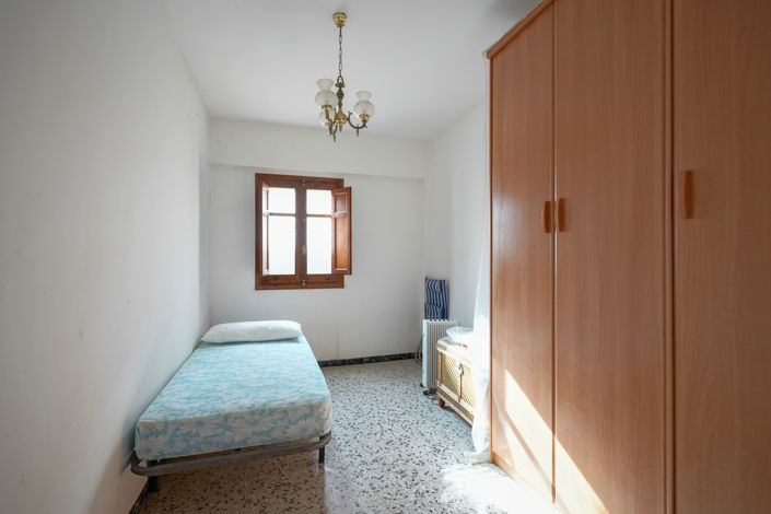 Image No.6-7 Bed Townhouse for sale