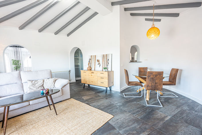 Image No.3-6 Bed Villa for sale