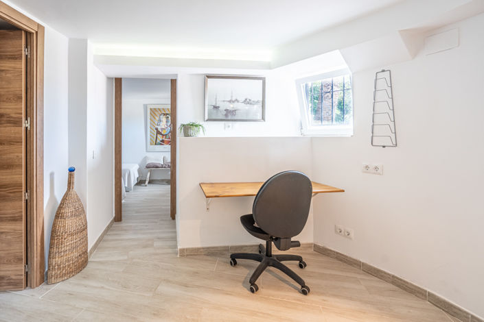 Image No.33-6 Bed Villa for sale