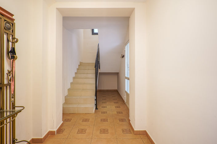 Image No.15-4 Bed Townhouse for sale