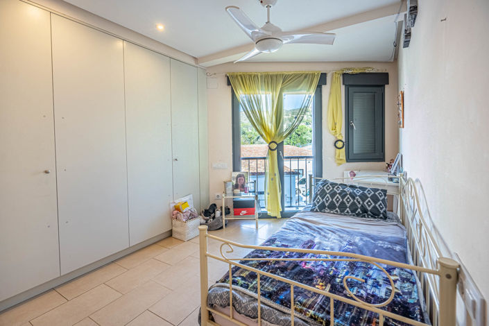 Image No.8-4 Bed Townhouse for sale