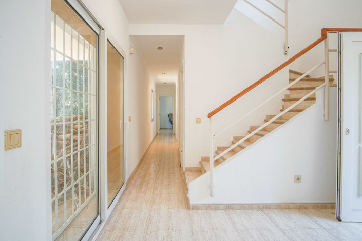 Image No.5-3 Bed Villa for sale