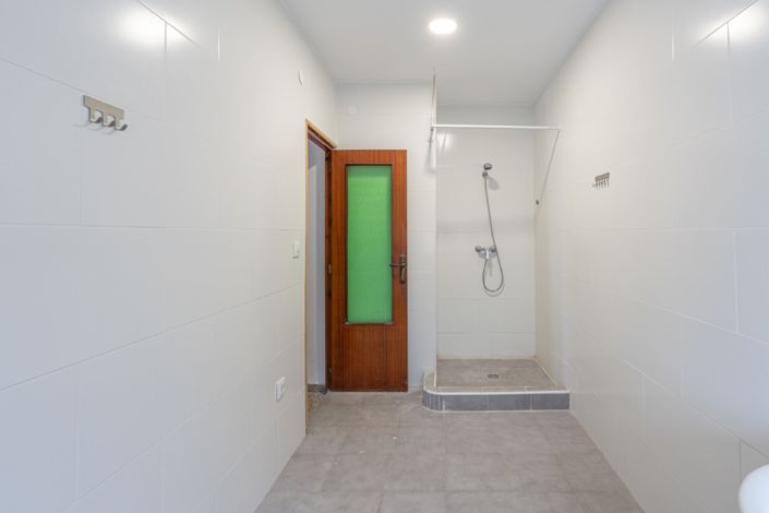 Image No.12-5 Bed Villa for sale