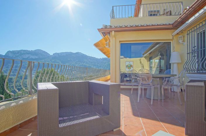 Image No.50-5 Bed Villa for sale