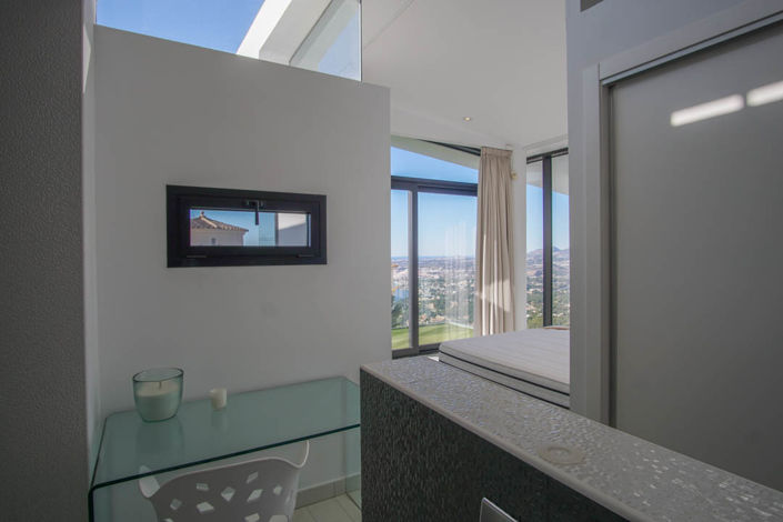 Image No.42-6 Bed Villa for sale