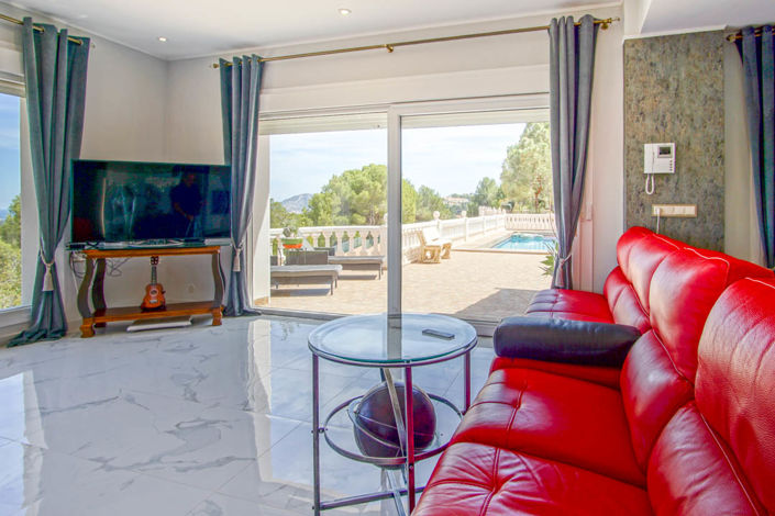 Image No.28-8 Bed Villa for sale