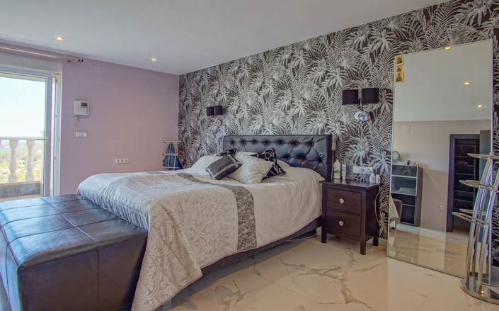 Image No.33-8 Bed Villa for sale