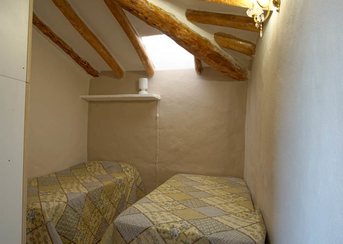 Image No.37-8 Bed Villa for sale