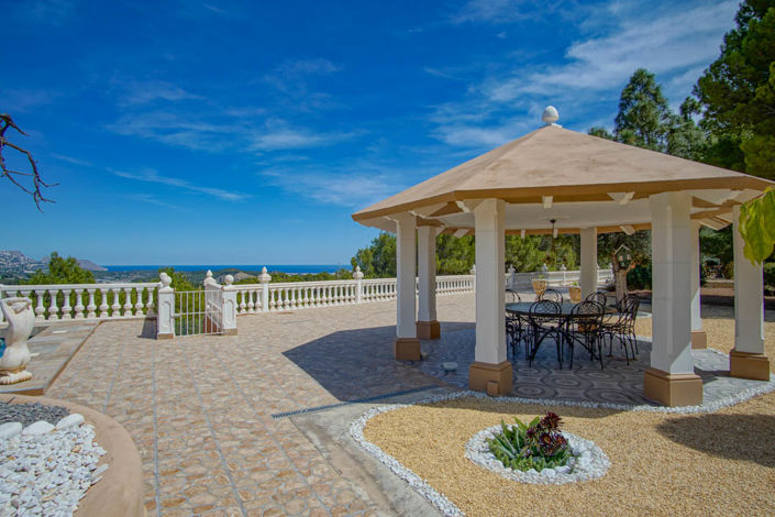 Image No.4-8 Bed Villa for sale