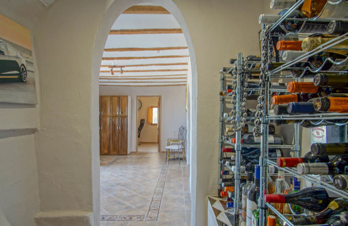 Image No.43-8 Bed Villa for sale