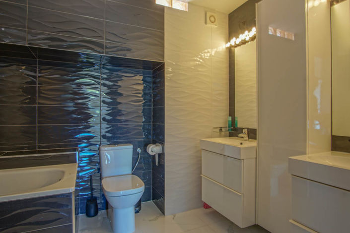 Image No.49-8 Bed Villa for sale