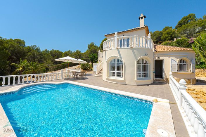 Image No.1-3 Bed Villa for sale