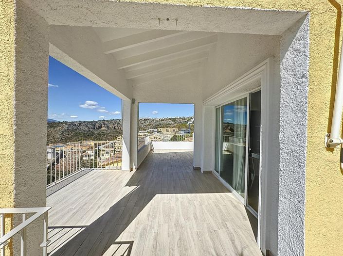 Image No.20-3 Bed Villa for sale