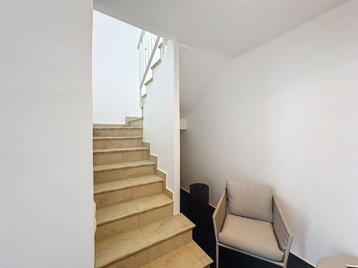 Image No.24-3 Bed Villa for sale