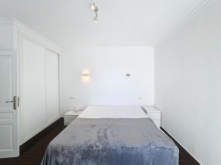 Image No.29-3 Bed Villa for sale