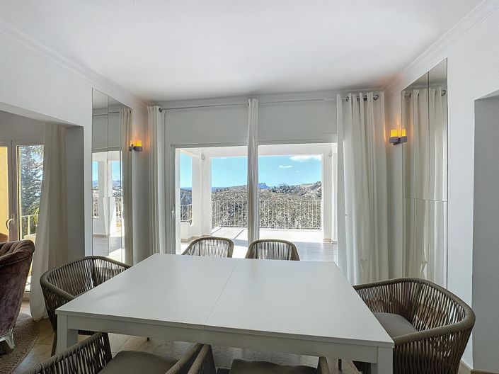 Image No.5-3 Bed Villa for sale