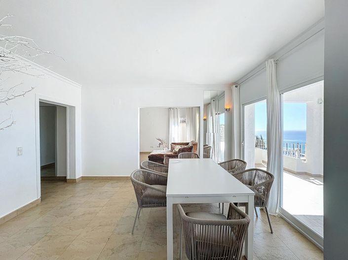 Image No.6-3 Bed Villa for sale