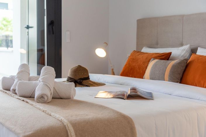 Image No.11-2 Bed Apartment for sale