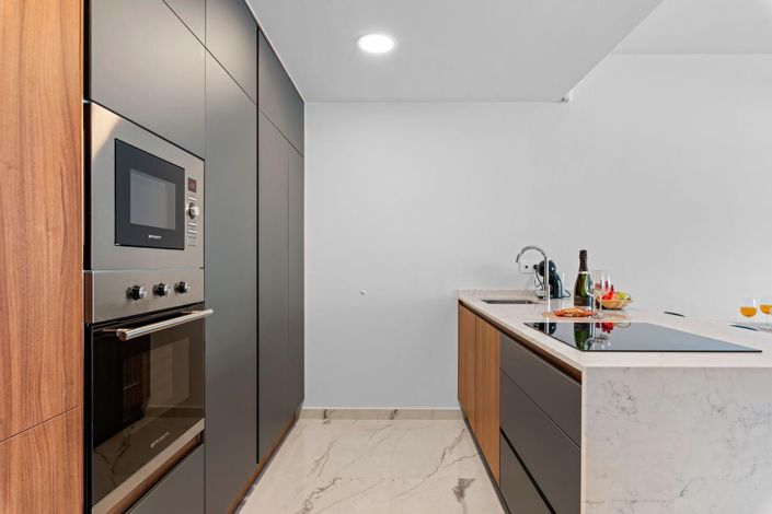 Image No.8-2 Bed Apartment for sale